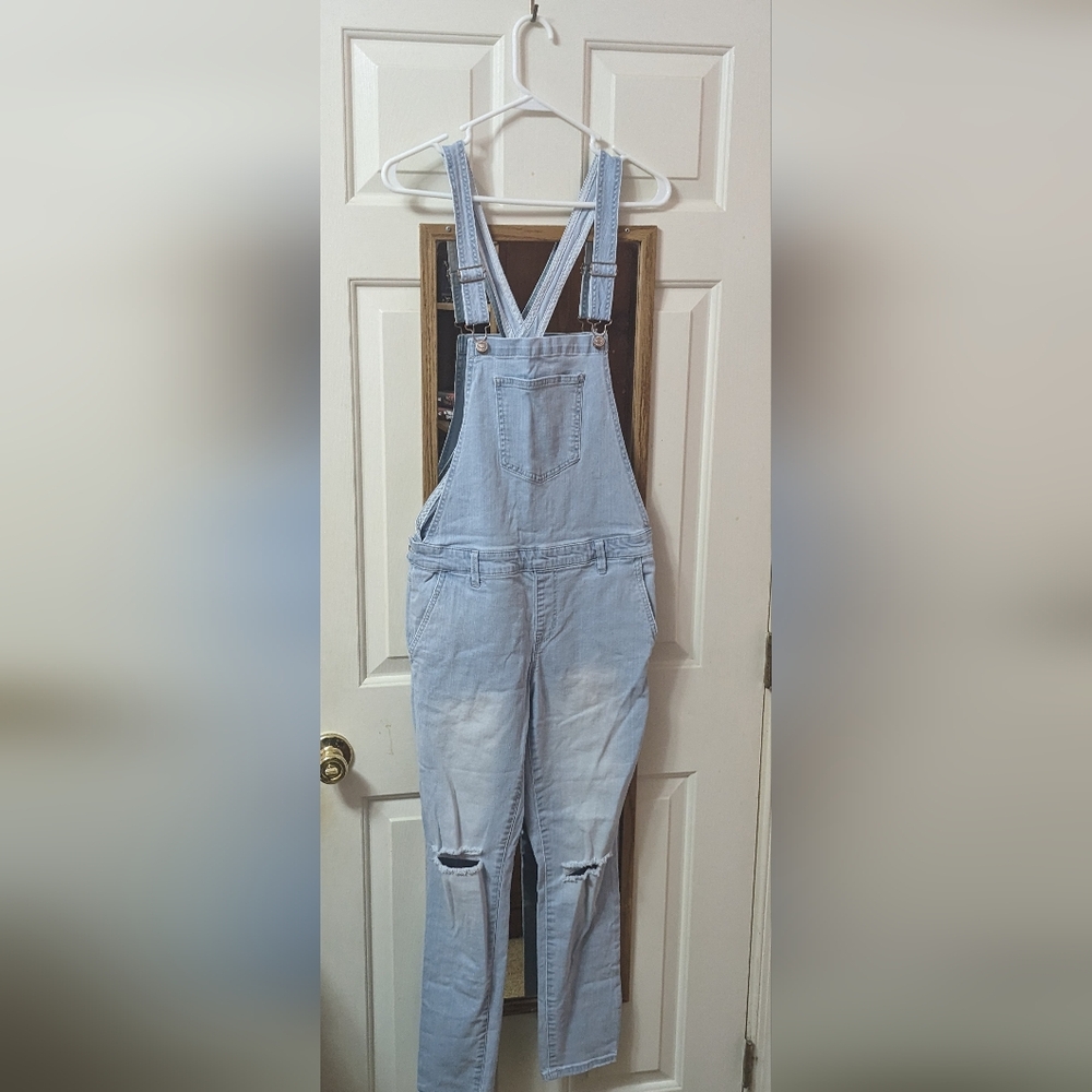 Forever 21 Overalls in size 28